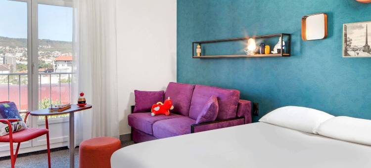 宜必思尚品克莱蒙费朗火车站酒店(2019 年 1 月开业)(Ibis Styles Clermont-Ferrand Gare)图片