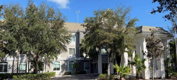 维罗海滩贝斯特韦斯特SureStay Plus酒店(SureStay Plus Hotel by Best Western Vero Beach)图片