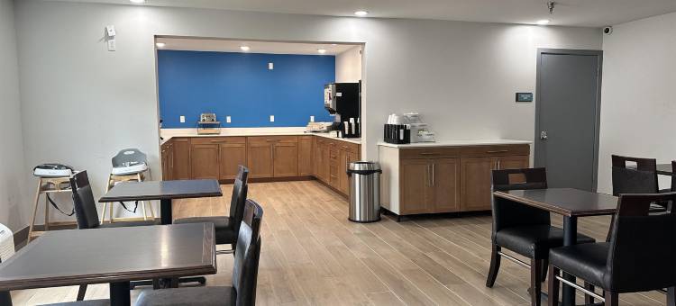 法戈北达科他贝斯特韦斯特红河山林小屋(Best Western Red River Lodge Fargo ND)图片