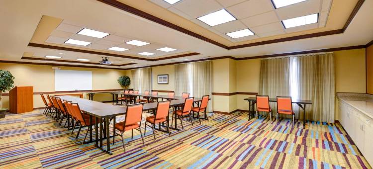 沃纳罗宾斯万枫套房酒店(Fairfield Inn & Suites Warner Robins)图片
