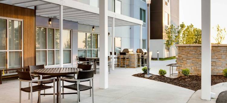 堪萨斯城机场唐普套房酒店(TownePlace Suites Kansas City Airport)图片