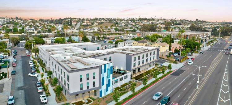 圣地亚哥太平洋海滩费尔菲尔德套房酒店(Fairfield Inn & Suites San Diego Pacific Beach)图片