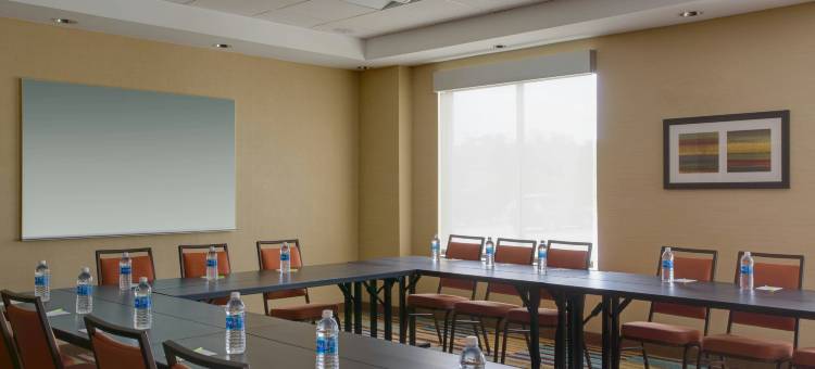 万枫酒店及套房达拉斯西部/I-30(Fairfield Inn & Suites Dallas West/I-30)图片