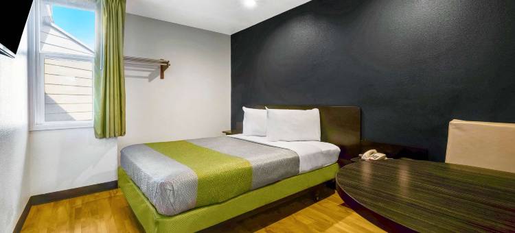 波特兰6号公寓(Studio 6 Portland, or)图片