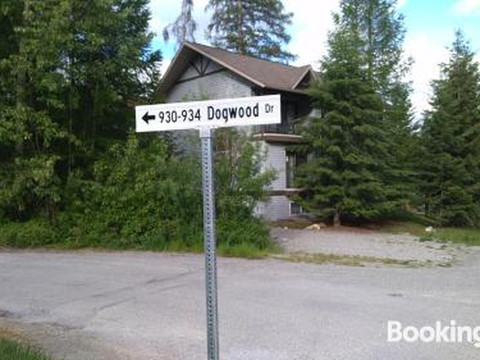 Mountain Edge Our Holiday Home
