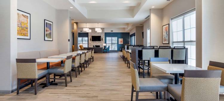 舒适套房酒店(Comfort Suites Grandview - Kansas City)图片