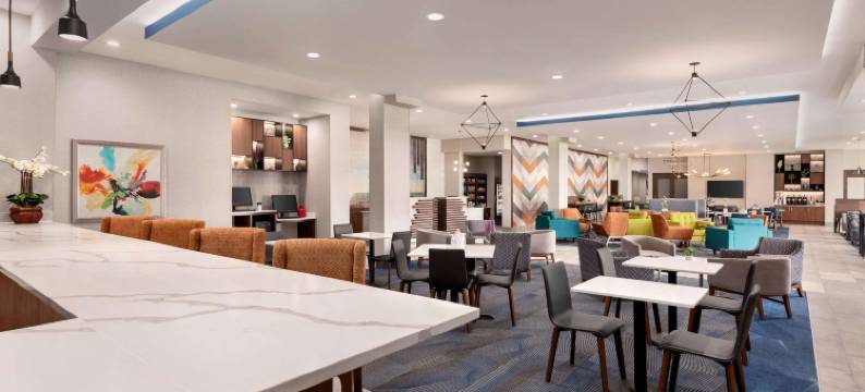 不伦瑞克金岛拉昆塔温德姆套房酒店(La Quinta Inn & Suites by Wyndham Brunswick/Golden Isles)图片