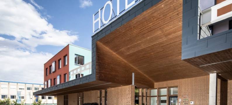 希韦斯特酒店(Hwest Hotel)图片