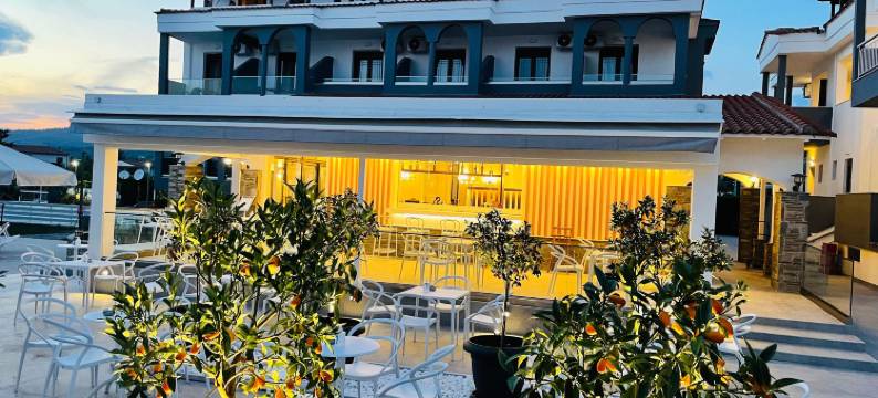 埃克罗特尔莉莉安村酒店(Acrotel Lily Ann Village)图片