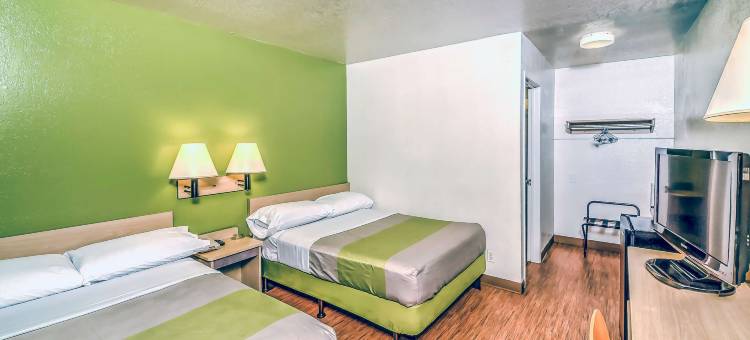 科罗拉多斯普林斯南部/都会区 6 号汽车旅馆(Motel 6 Colorado Springs, CO – South/Metro Area)图片