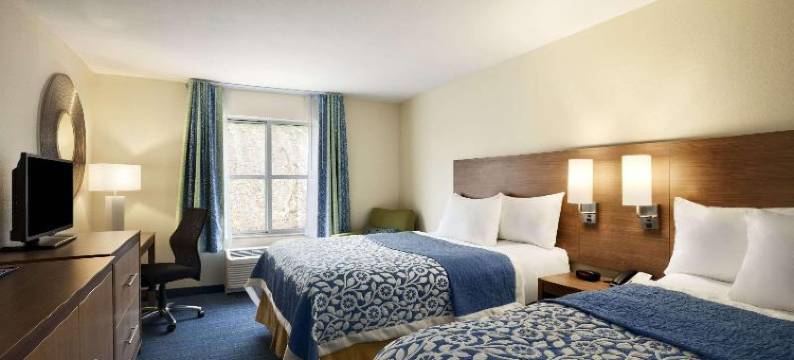 北阿尔图纳的舒眠套房酒店(Sleep Inn & Suites Altoona North)图片