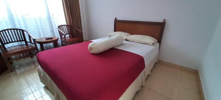红伙伴班尤马阿克巴伊斯兰酒店(Hotel Akbar Syariah Banyumas RedPartner)图片