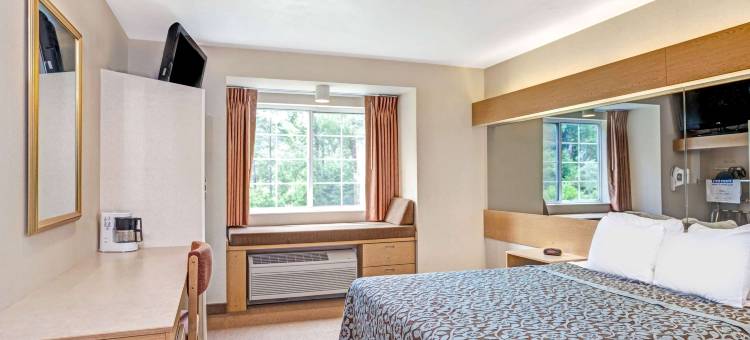 斯特布里奇温德姆戴斯酒店(Days Inn by Wyndham Sturbridge)图片