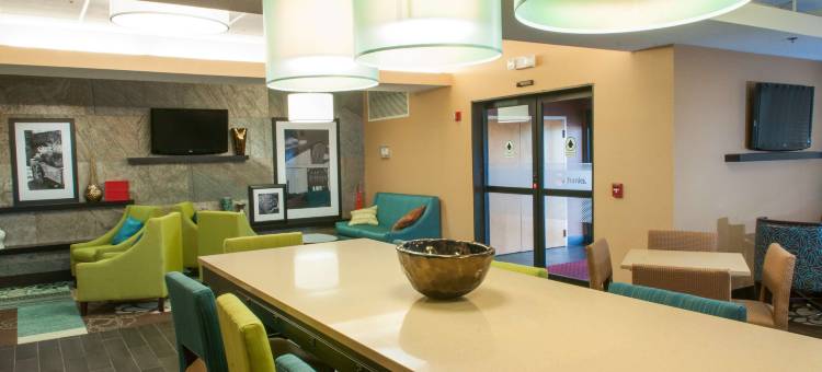 希尔顿欢朋酒店-北路易斯维尔克拉克斯维尔(Hampton Inn Louisville-North/Clarksville)图片