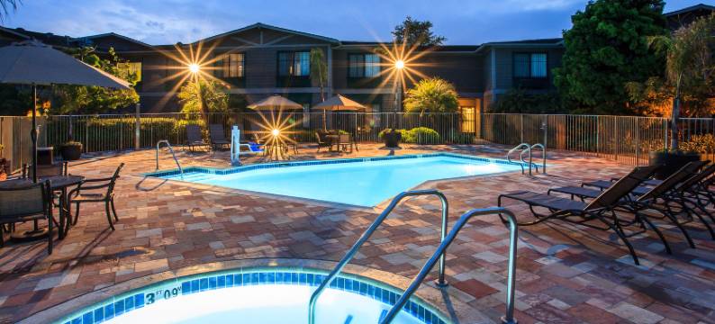 智选假日套房酒店卡宾特里拉的(Holiday Inn Express & Suites CARPINTERIA by IHG)图片