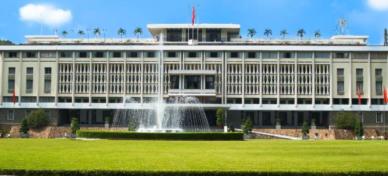 新悦酒店(Nouveau Happy Inn)图片