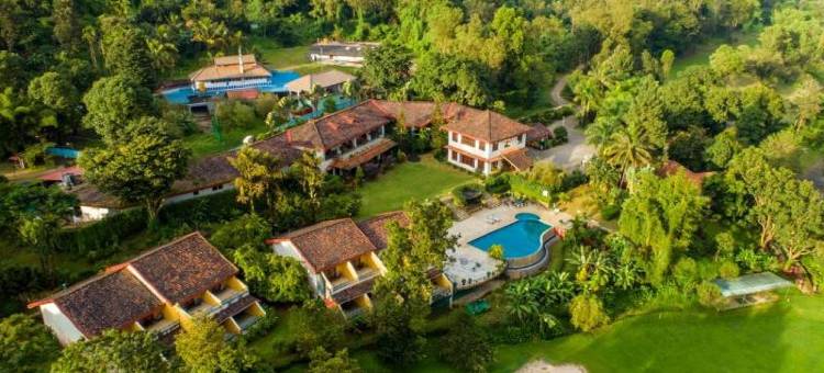 艾姆里塔拉安巴蒂格林斯度假村(Amritara Ambatty Greens Resort)图片