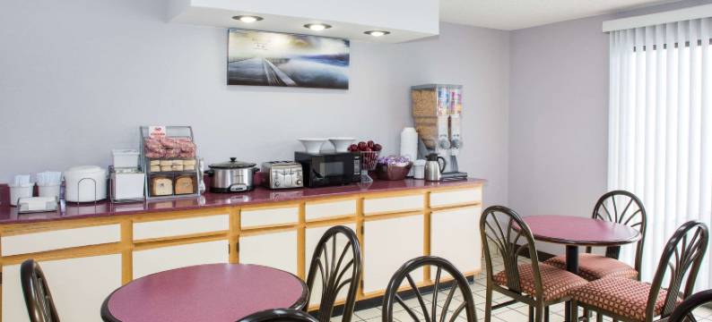 斯普林代尔速8酒店(Super 8 by Wyndham Springdale AR)图片