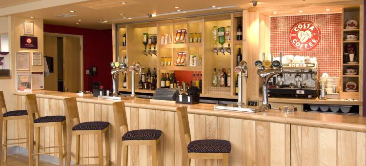 雷丁中心普瑞米尔酒店(Premier Inn Reading Central)图片