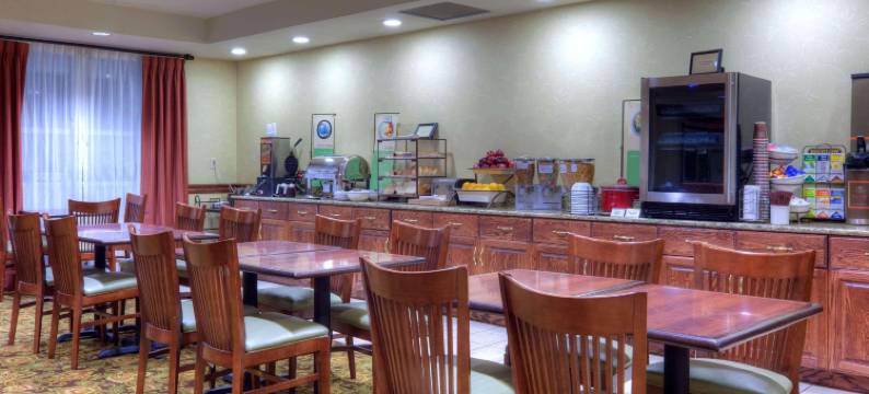 弗雷德里克斯堡丽怡酒店(Country Inn & Suites by Radisson, Fredericksburg, VA)图片