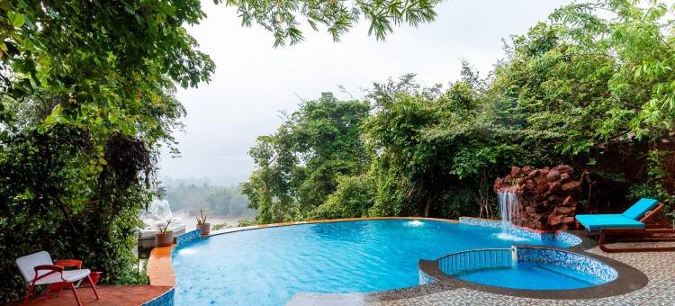 Treebo 岩谷(Treebo Rock Valley)图片