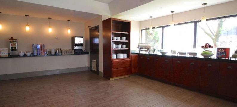 俄亥俄南桑达斯基卡尔森乡村旅馆(Country Inn & Suites by Radisson, Sandusky South, OH)图片