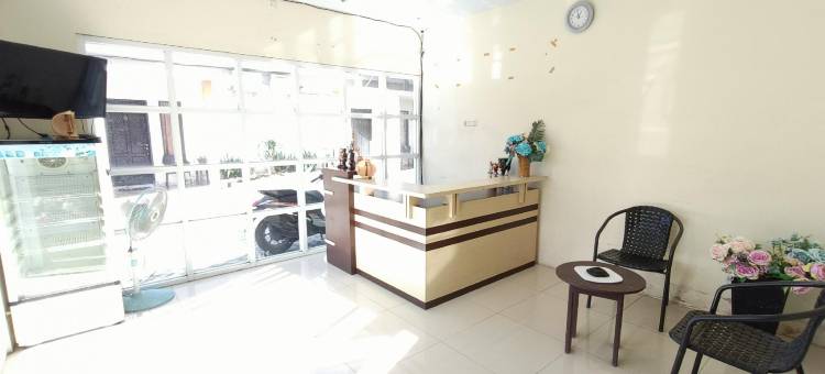 菲利亚沙里亚霍姆斯泰帕卢瑞德帕特纳(Filia Syariah Homestay Palu RedPartner)图片