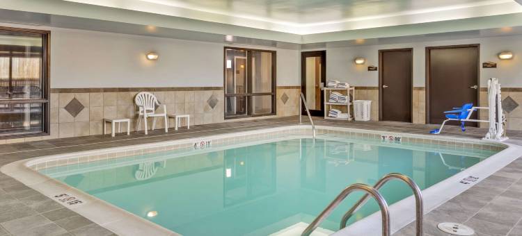 舒适套房酒店-惠特塞特格林斯博罗东(Comfort Suites Whitsett - Greensboro East)图片