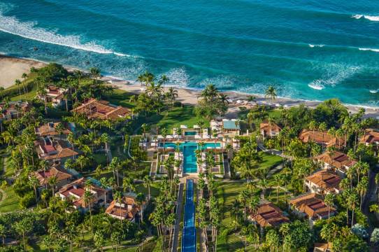 圣瑞吉斯蓬米塔度假村(The St. Regis Punta Mita Resort)