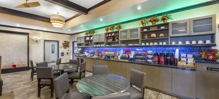 祖母绿贝斯特韦斯特优质套房酒店(Best Western Plus Emerald Inn  Suites)图片