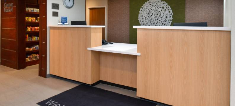 阿林顿六旗游乐园万枫酒店及套房(Fairfield Inn & Suites Arlington Near Six Flags)图片