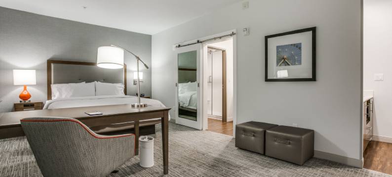 达拉斯中环/北公园区欢朋酒店(Hampton Inn & Suites North Dallas Central Expy)图片