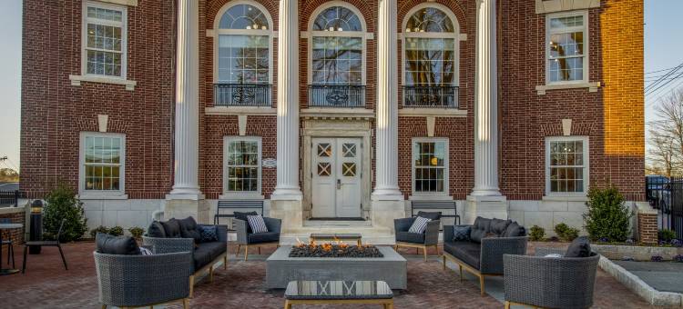 欢朋旅馆套房亨廷顿市中心(Hampton Inn and Suites Huntington Downtown)图片