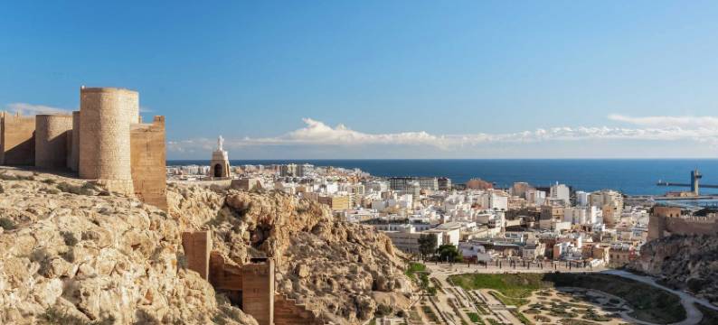 limehome 阿尔梅里亚 赫尔南·科尔特斯街(Limehome Almeria Hernan Cortes)图片