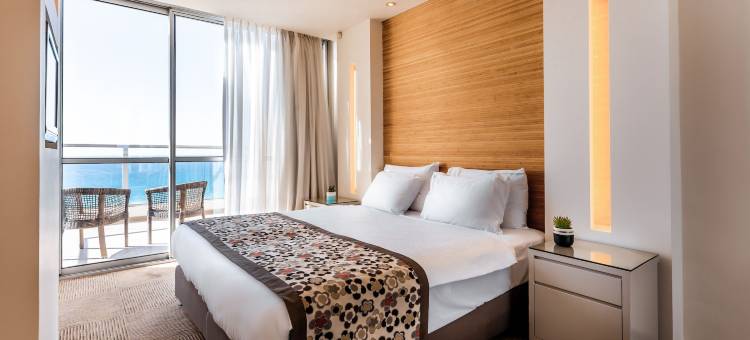 涅坦亚温德姆华美达套房酒店(Ramada Hotel & Suites by Wyndham Netanya)图片