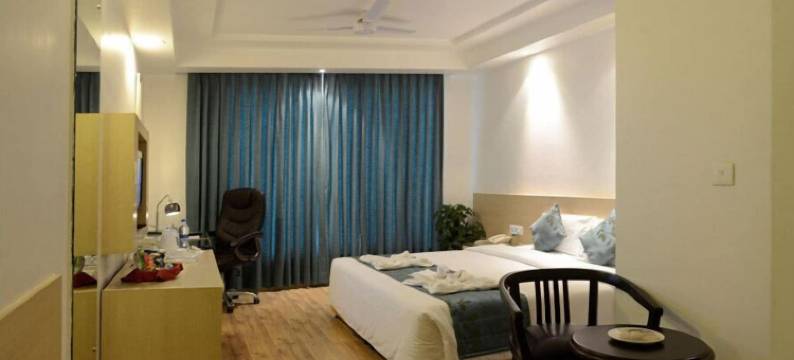 阿迈尔格林酒店(HOTEL AMER GREENS)图片