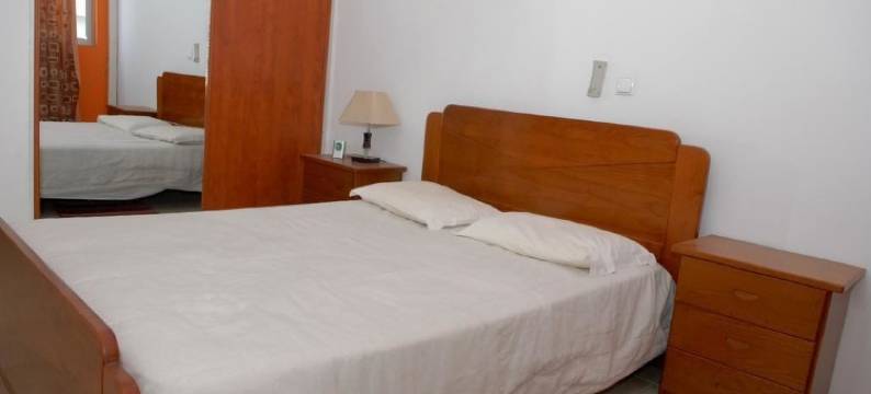 圣地亚哥公寓酒店(Apartamentos Santiago - Praia)图片