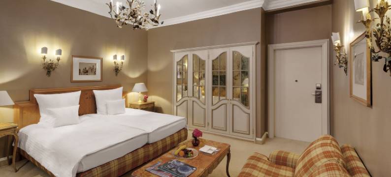 怡东 - 盖泽尔(Excelsior by Geisel)图片