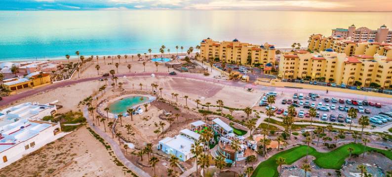 白色别墅高尔夫酒店(Casa Blanca Golf Villas)图片