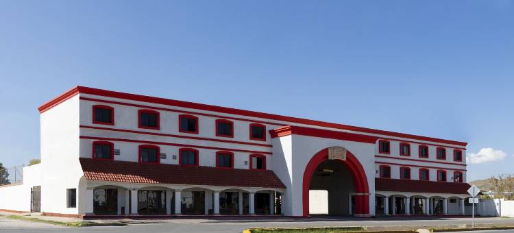 OYO赤湾酒店，奇瓦瓦球场(OYO Hotel Real Del Sur, Estadio Chihuahua)图片