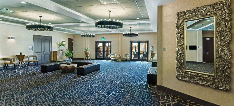 索诺马牛津套房酒店-罗纳特公园(Oxford Suites Sonoma - Rohnert Park)图片