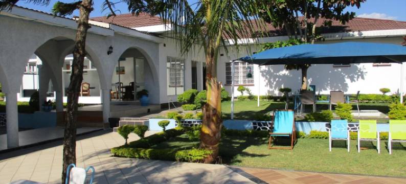 布兰岱蓝色潟湖旅馆(Blue Lagoon Lodge Blantyre)图片