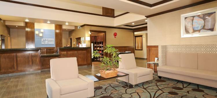 威农智选假日套房酒店(Holiday Inn Express & Suites Vernon)图片