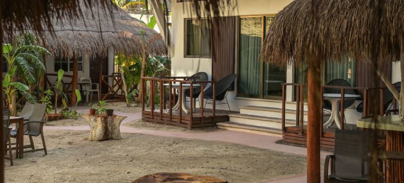 金塔坎卡巴尼亚斯酒店卡曼海滩(Kinta Kan Cabañas Hotel Playa del Carmen)图片