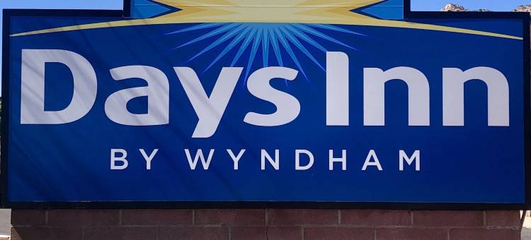 佩奇/鲍威尔湖戴斯套房酒店(Days Inn & Suites by Wyndham Page Lake Powell)图片