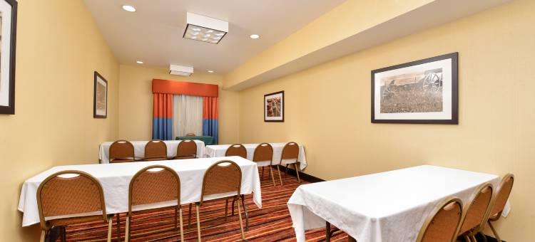 智选假日套房酒店奥斯汀日落谷(Holiday Inn Express & Suites Austin SW - Sunset Valley)图片