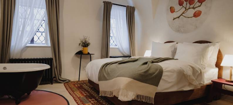 修道院花园酒店(Monastery Garden Bistro & Rooms)图片