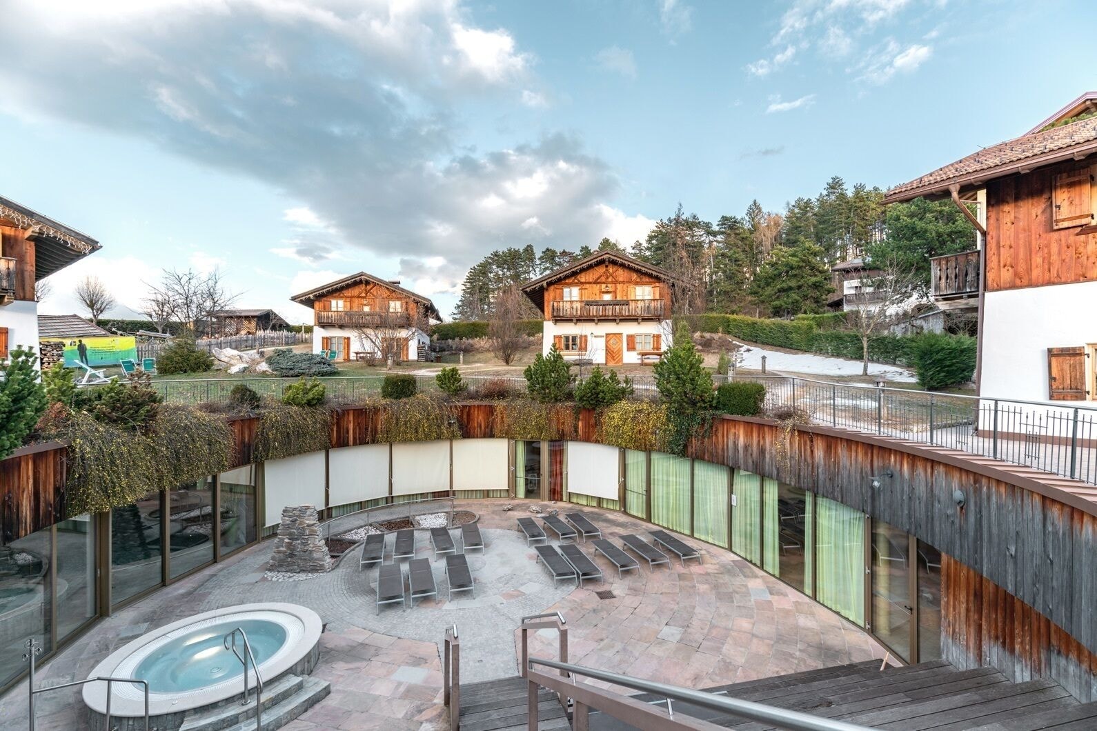 Pineta Nature Resort Over view