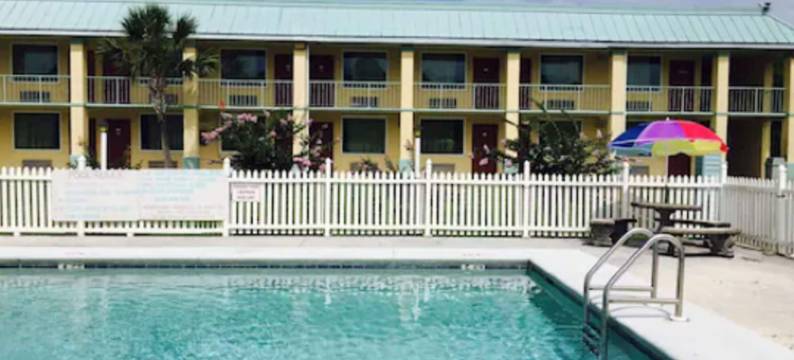 花园套房酒店(Garden Inn & Suites)图片