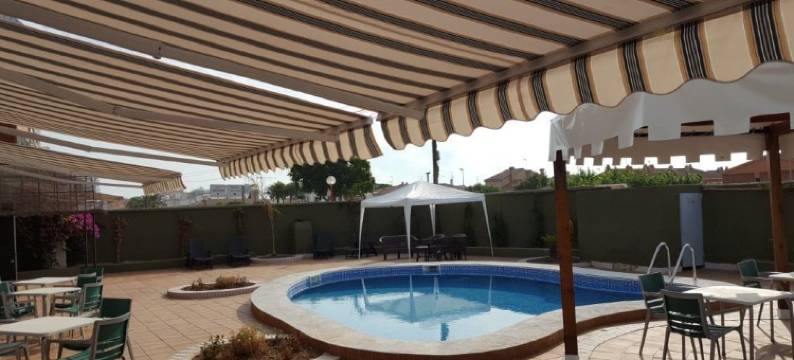 绿堡青年旅舍(Hostal Castellverd)图片